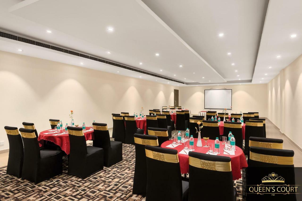 Hotel Ramada Neemrana Exteriér fotografie