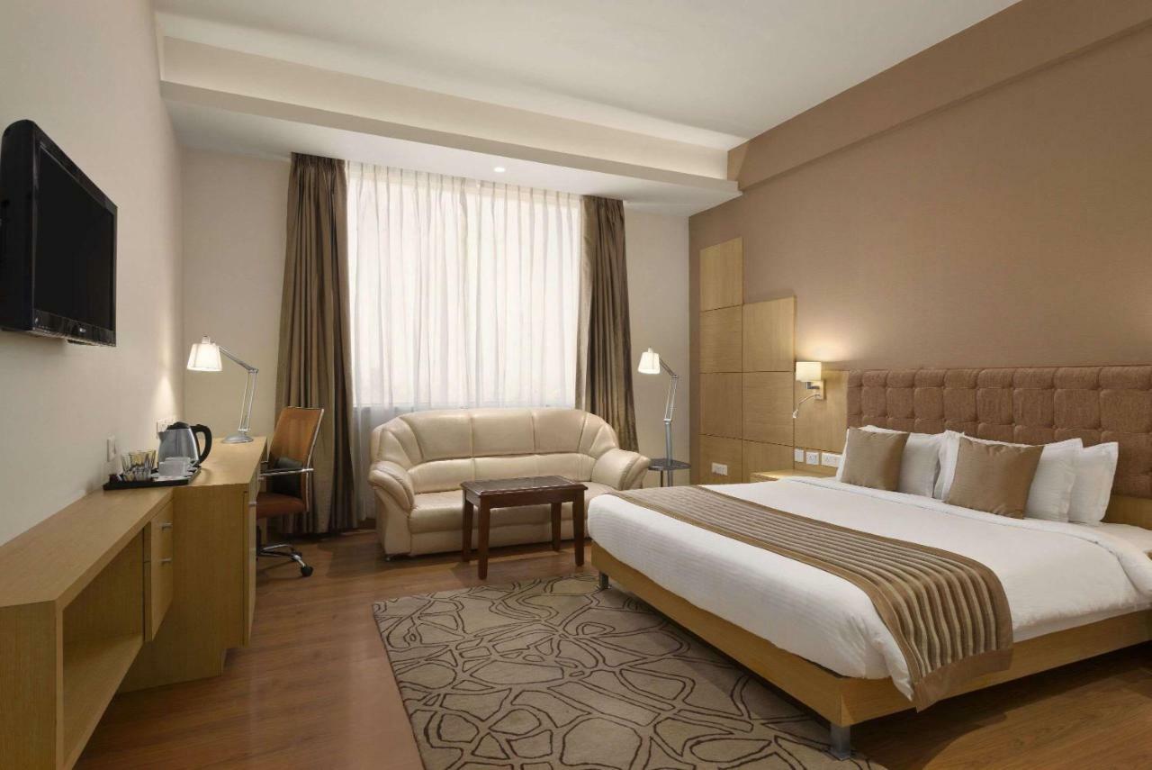 Hotel Ramada Neemrana Exteriér fotografie