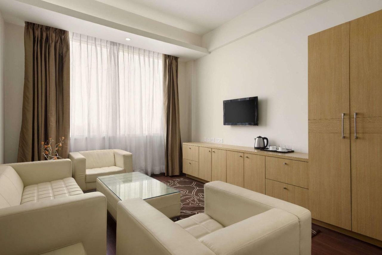 Hotel Ramada Neemrana Exteriér fotografie